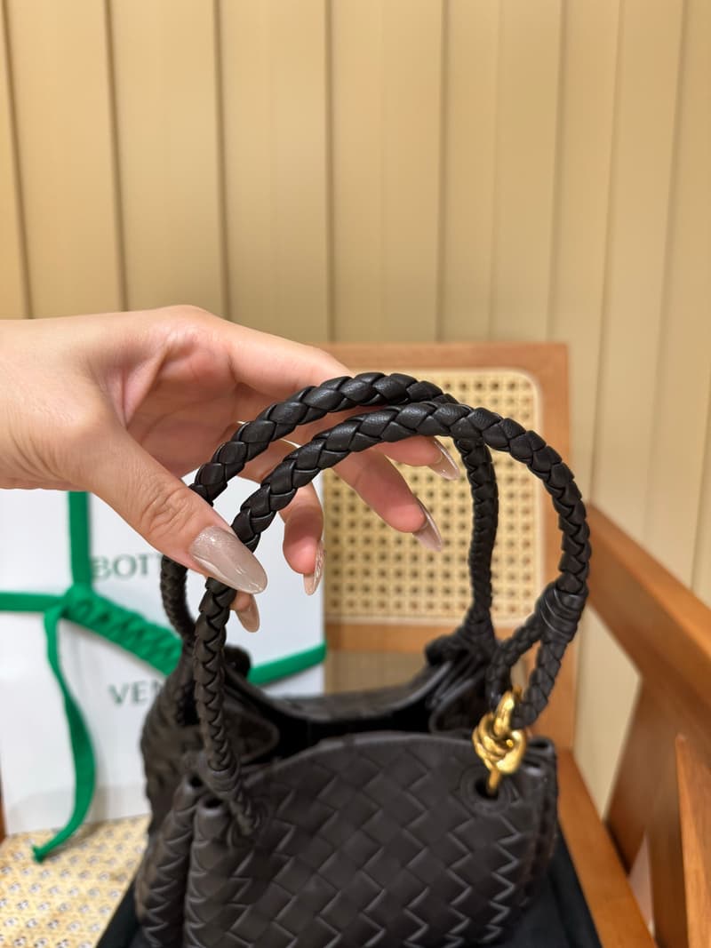 보테가베네타 파라슈트 스몰 (인트레치아토) 3