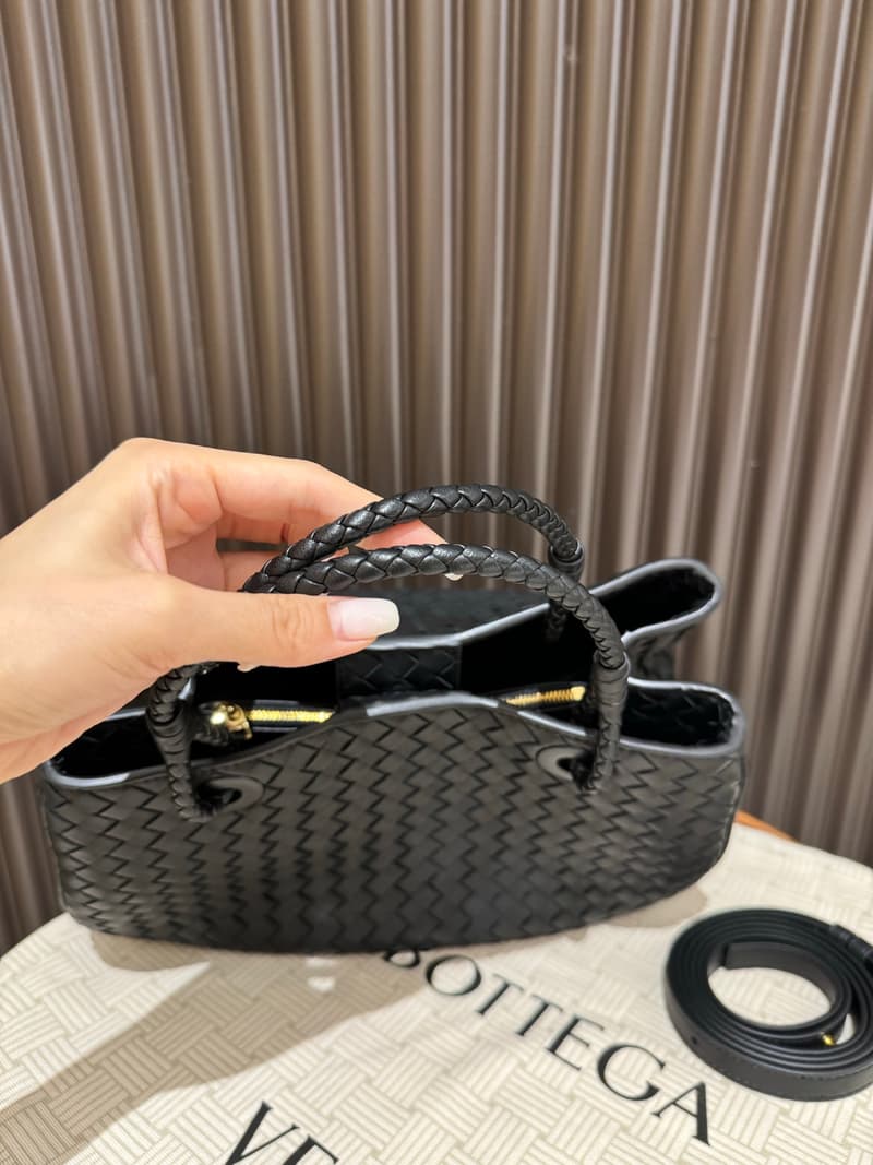 보테가 베네타 바스켓 백 (인트레치아토) 3