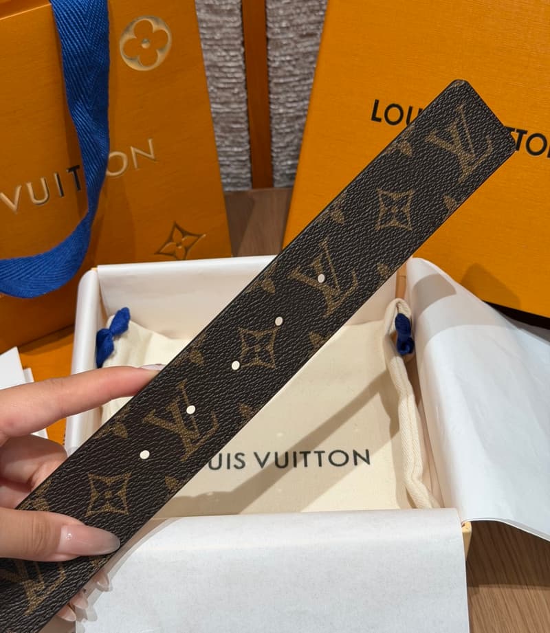 루이비통 이니셜 듀얼 리버시블 벨트 (모노그램) 8