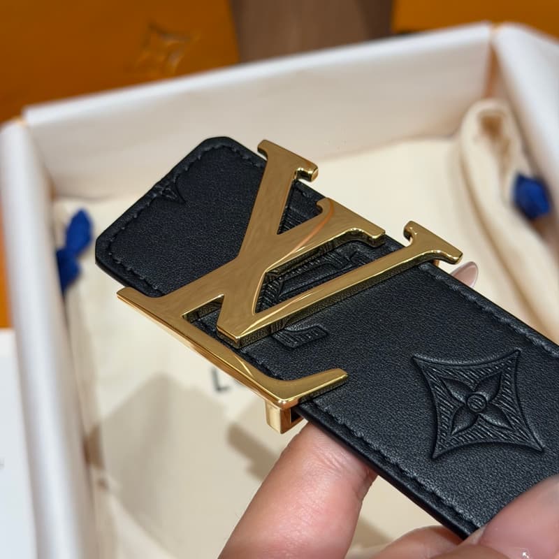 루이비통 이니셜 40mm 리버시블 벨트 (모노그램 앰보싱) 6