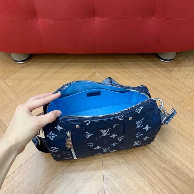 루이비통 시티 키폴 (그라데이션 모노그램, 네이비) 8