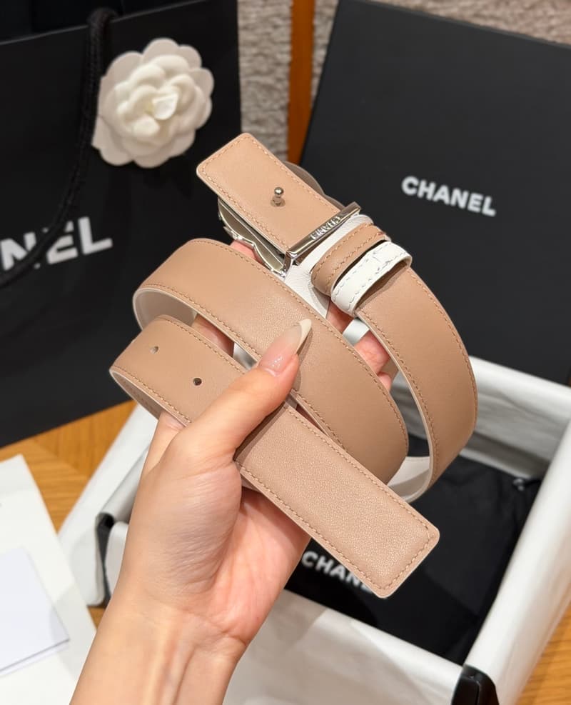 샤넬 리버서블 벨트 30mm (화이트/베이지 캘프스킨) 3