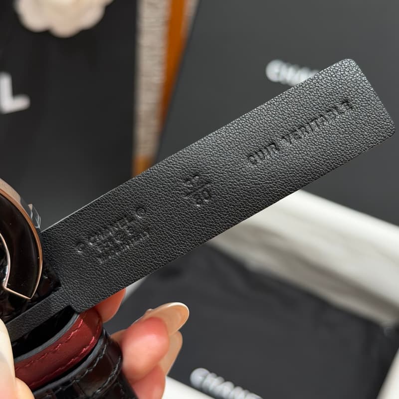 샤넬 더블 C 리버서블 벨트 (크로커다일 엠보싱 카프스킨, 30mm) 5