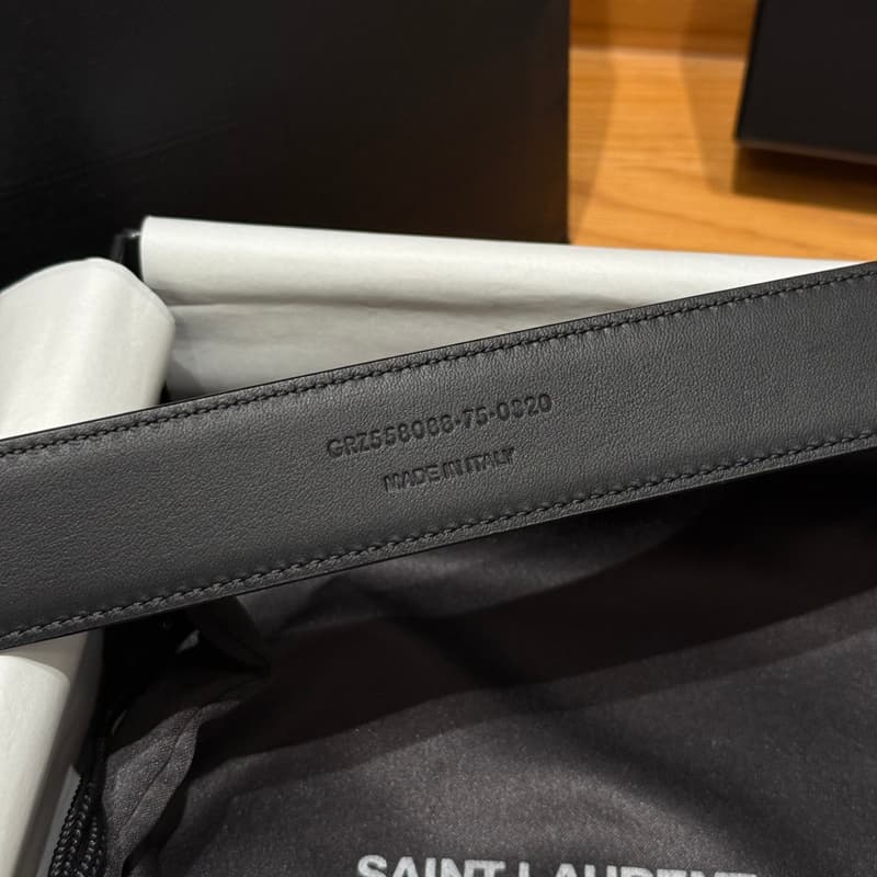 생로랑 YSL 로고 벨트 (스퀘어 버클, 카프스킨) 9