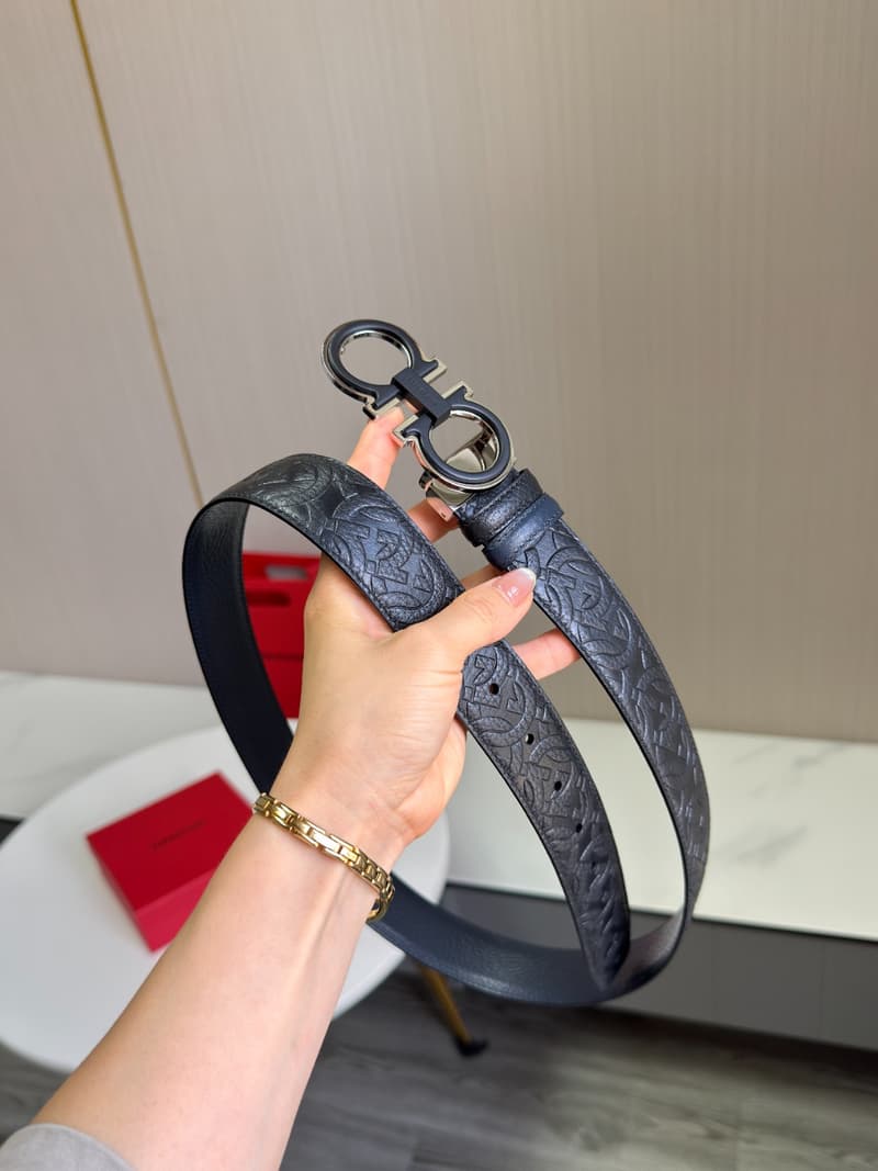 페라가모 간치니 리버시블 벨트 (양면 사용, 그레인 카프스킨) 4
