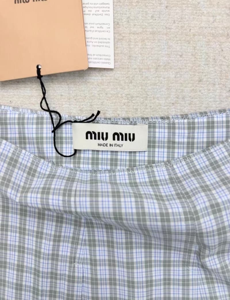 미우미우 블루그레이 체크 러플 미니스커트 3