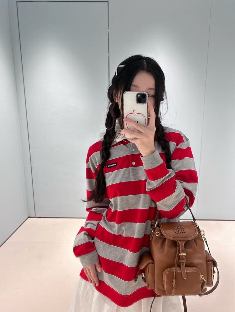 미우미우 레드 그레이 배색 스트라이프 폴로 긴팔 상세 1