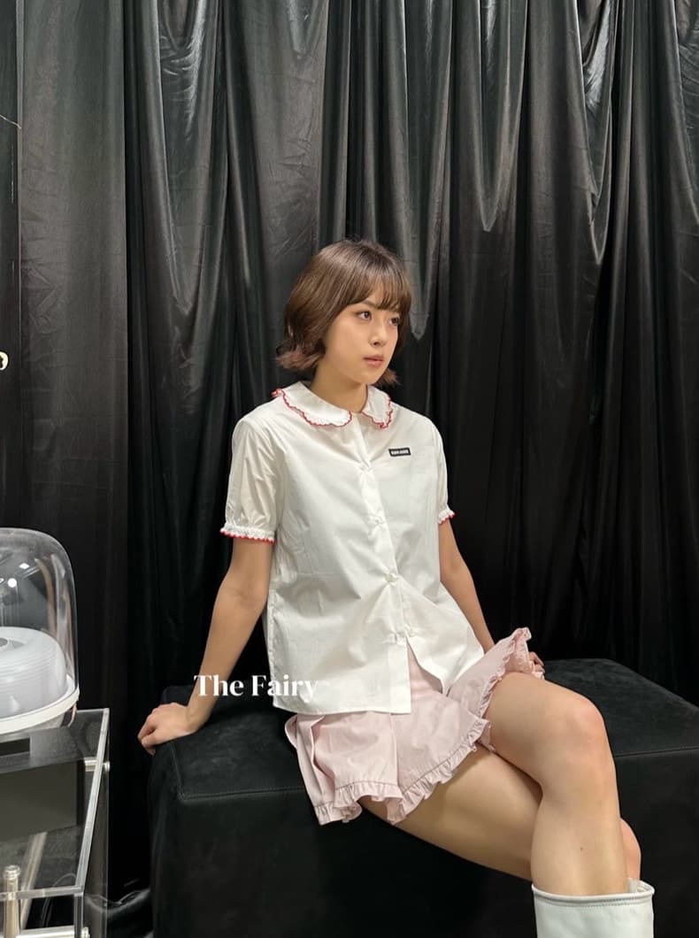 미우미우 레드 트리밍 도라지 카라 블라우스 10