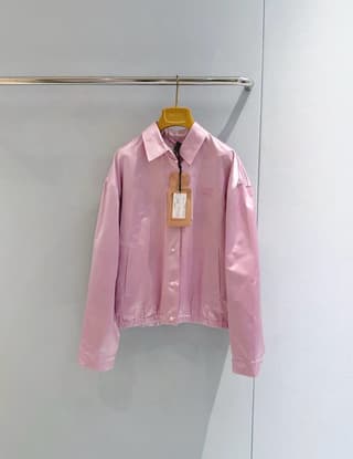 미우미우 진주빛 핑크 숏 카라 자켓