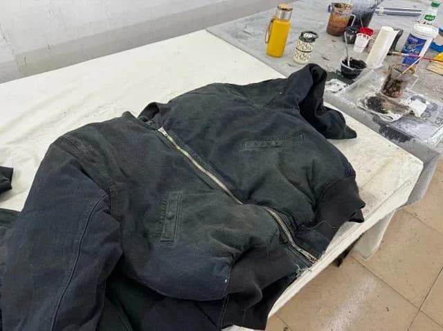 발렌시아가 아뉴얼 헤비워싱 디스트럭트 데님 봄버 자켓 13