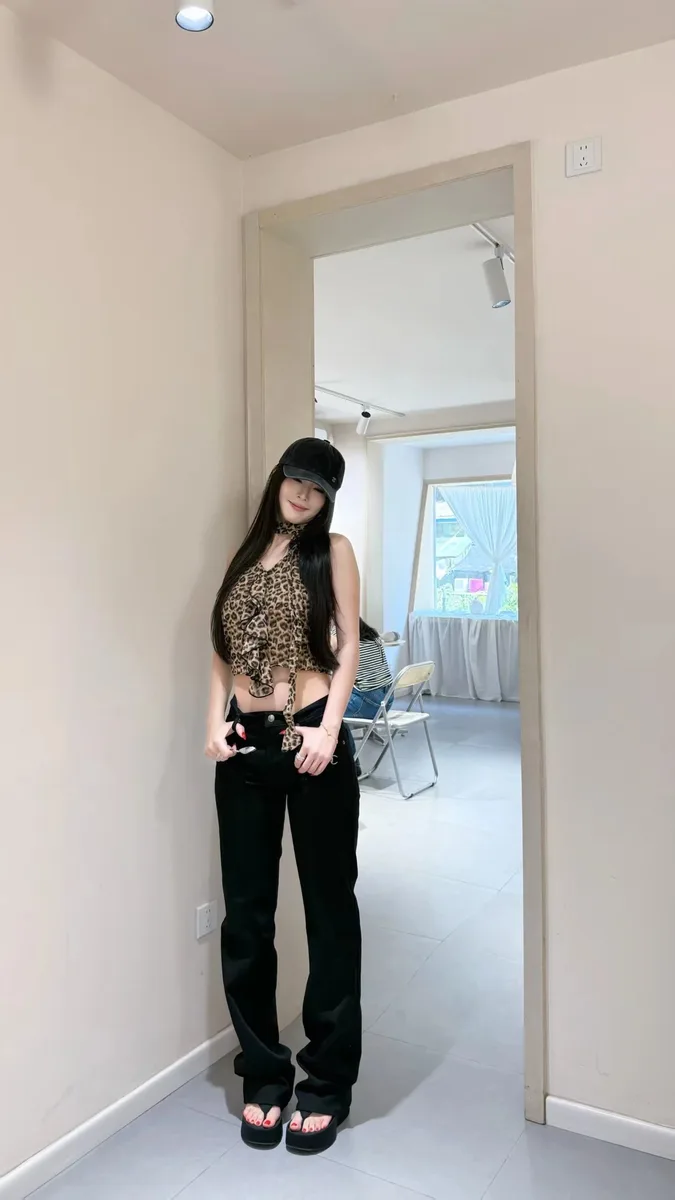 구찌 데미나 26SS 퍼스트쇼 더블락 실버 플레이티드 진 13