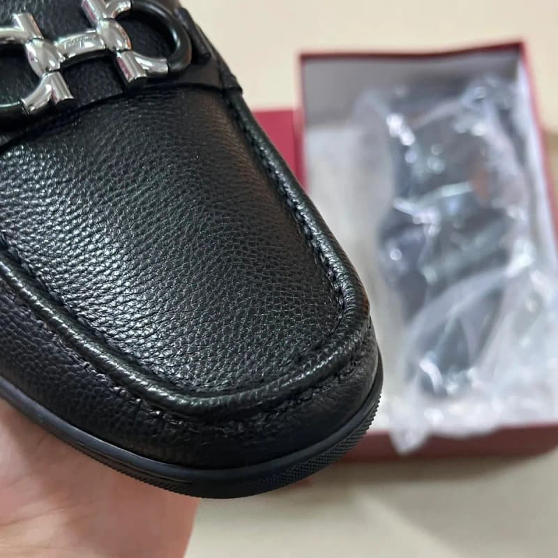 페라가모 간치니 퍼 안감 로퍼 (블랙) 6