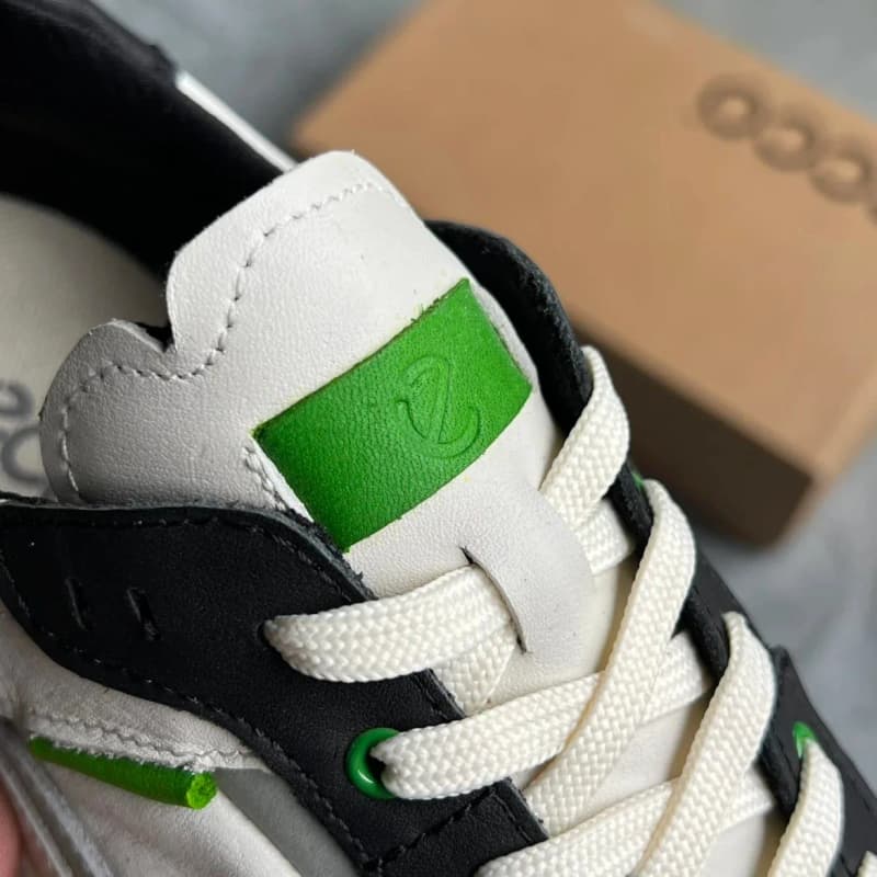 에코 스트릿 스니커즈 로우탑 (풀그레인 카우하이드) 9