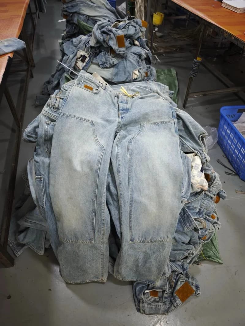 루이비통 26 레더 로깅 팬츠 (워크웨어 데님) 6