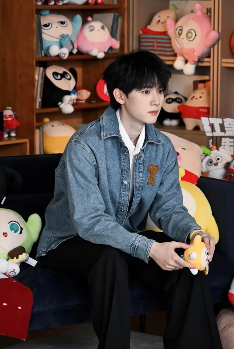 아미 니트 하트 로고 데님 자켓 7
