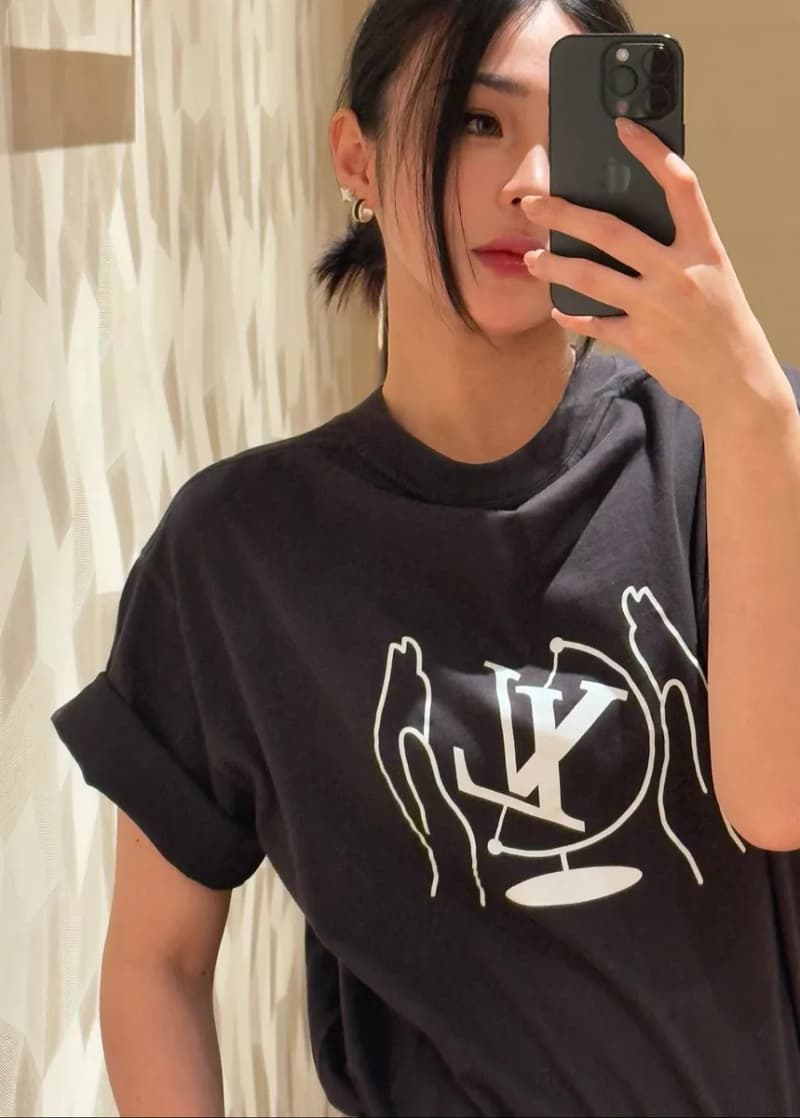 루이비통 LV 로고 프린트 반팔 티셔츠 4