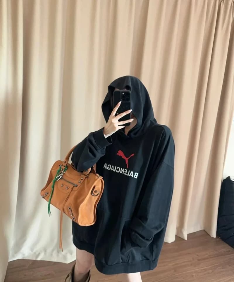 발렌시아가 푸마 PM 후드티 (워싱 테리) 상세 2