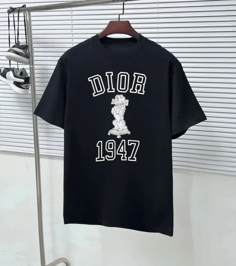 디올 1947 퍼피 플로킹 프린트 반팔 티셔츠 상세 1