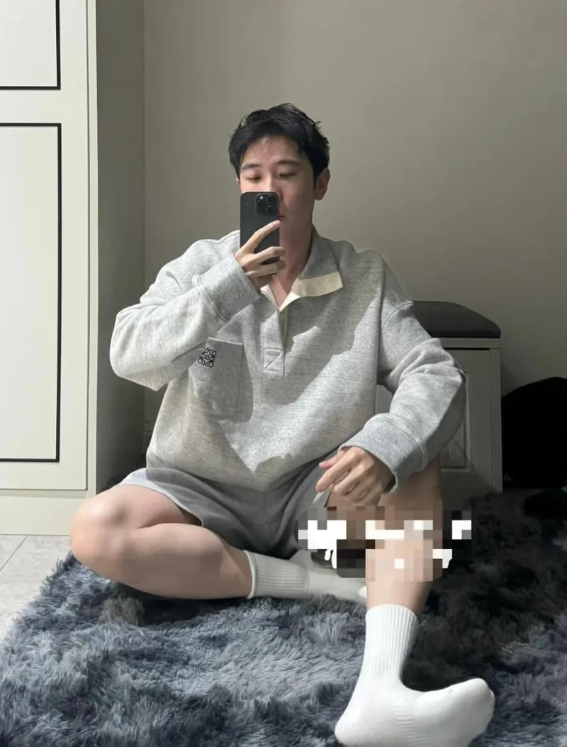 로에베 플라워 그레이 스탠드칼라 오픈넥 스웨트셔츠 15