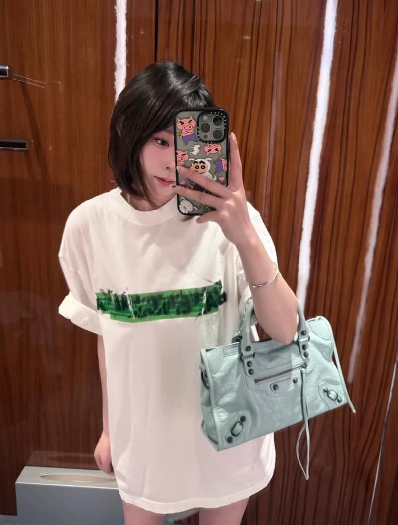 발렌시아가 그래피티 테이프 반팔 티셔츠 상세 2
