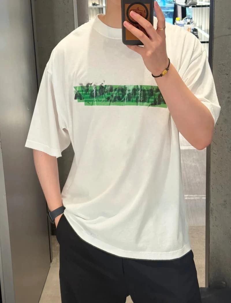발렌시아가 그래피티 테이프 반팔 티셔츠 5