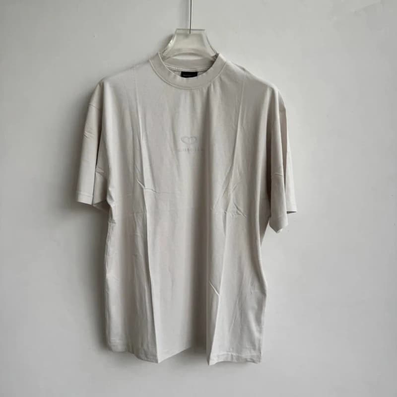 발렌시아가 파리 러브 하트 자수 반팔 티셔츠 (그레이-화이트) 13