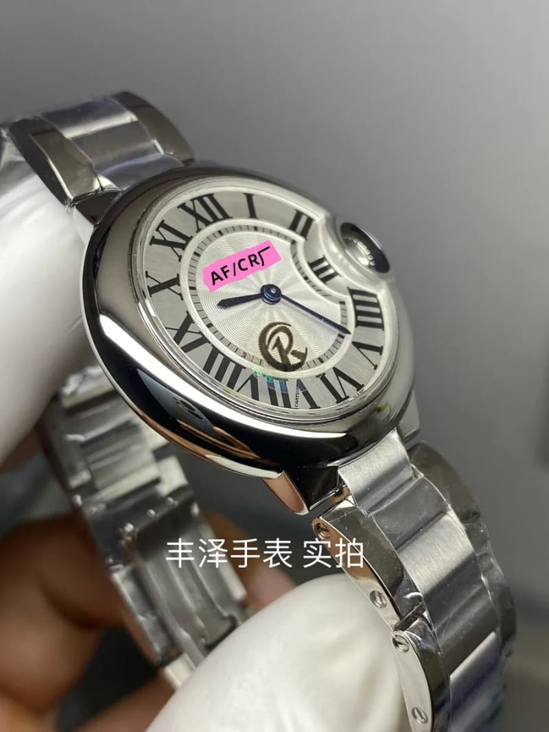 까르띠에 발롱블루 석영시계 (33mm) 6