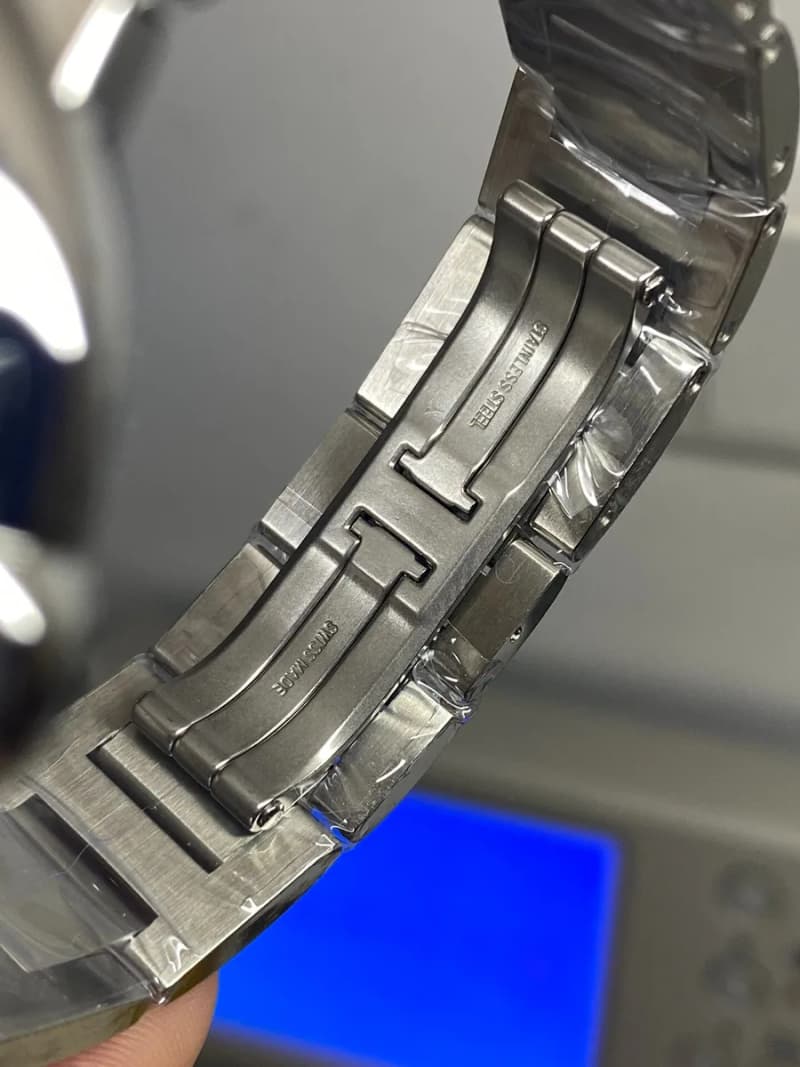 까르띠에 발롱블루 36mm (오토매틱) 8