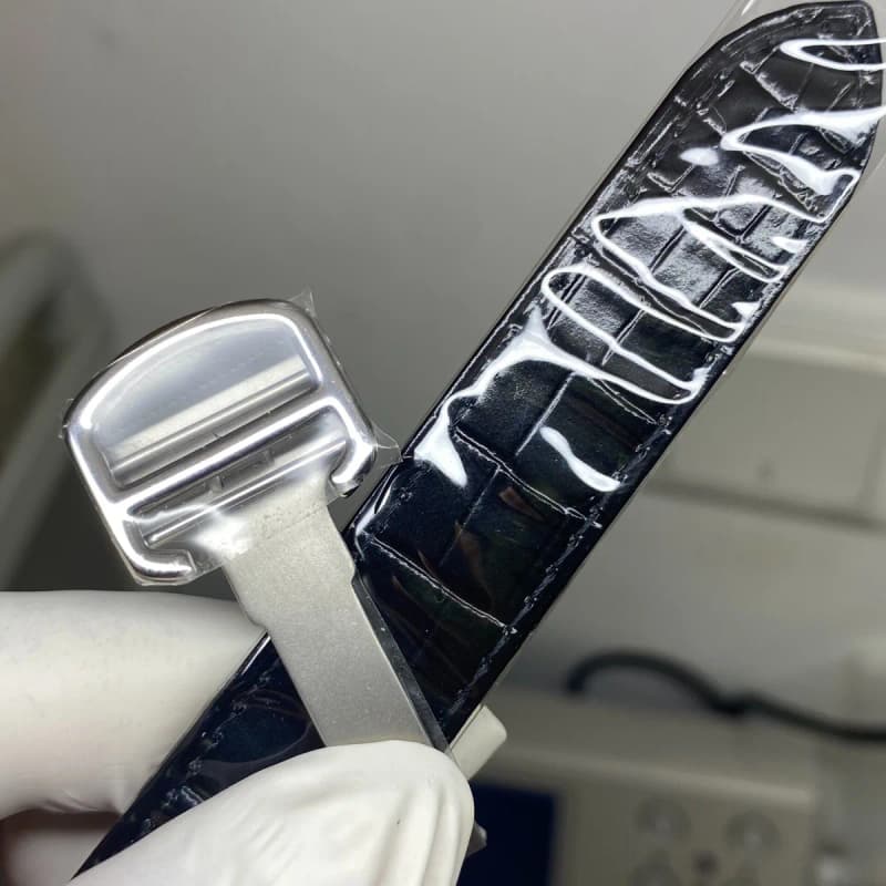 까르띠에 발롱블루 42mm (스틸 가죽스트랩) 8