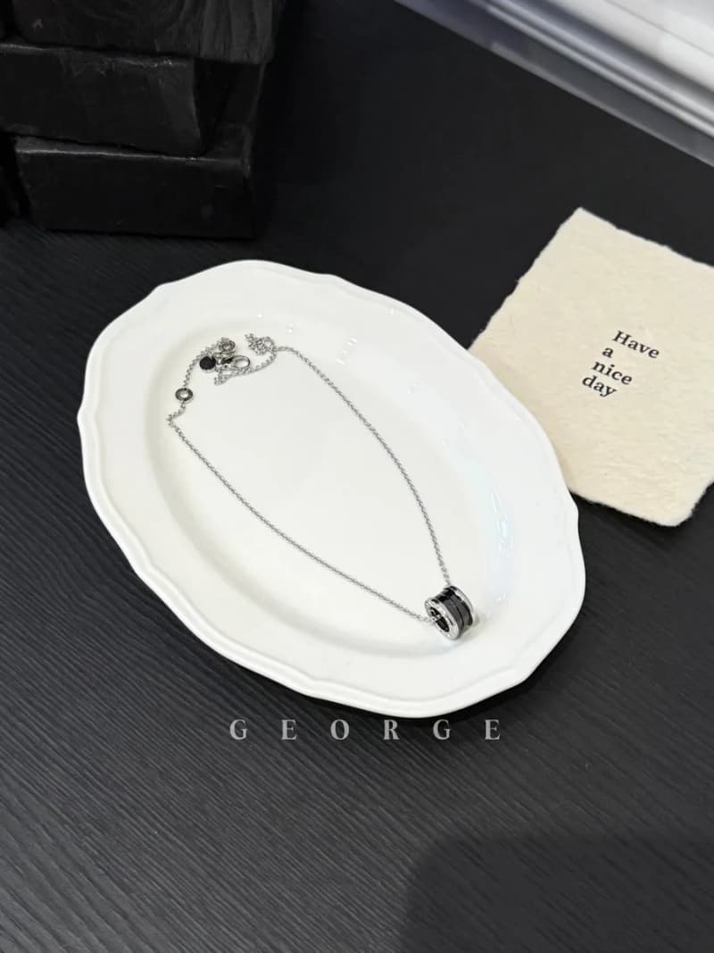 불가리 비제로원 목걸이 (블랙 세라믹 925 실버) 8