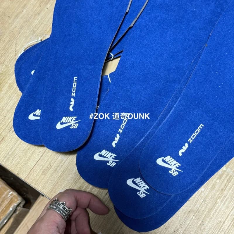 나이키 SB 덩크 로우 프로 '로스앤젤레스 다저스' 24