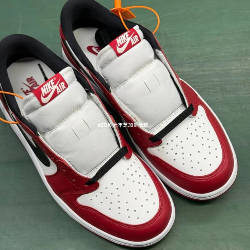 조던 AJ1 로우 시카고 (원년 시카고 로우탑) 25