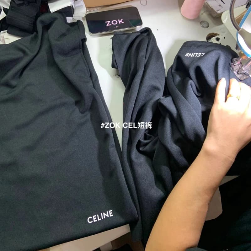 셀린느 루즈핏 아이스실크 반바지 11