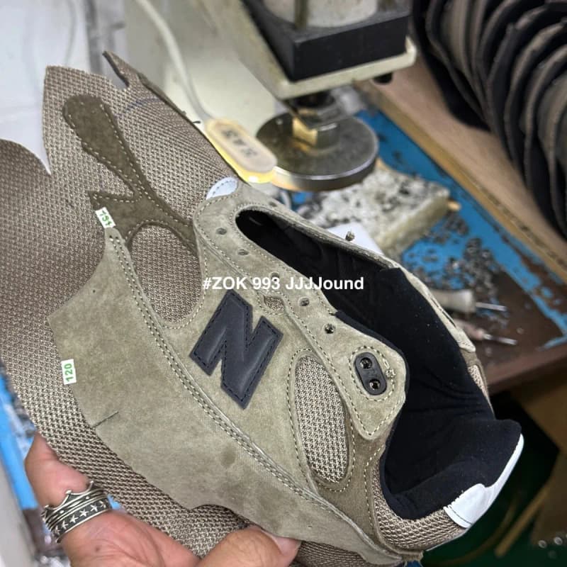뉴발란스 993 x JJJJound 콜라보레이션 17