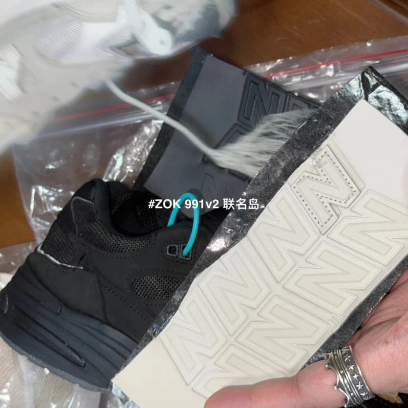 뉴발란스 991v2 x 스톤아일랜드 (블랙/그레이시화이트) 25