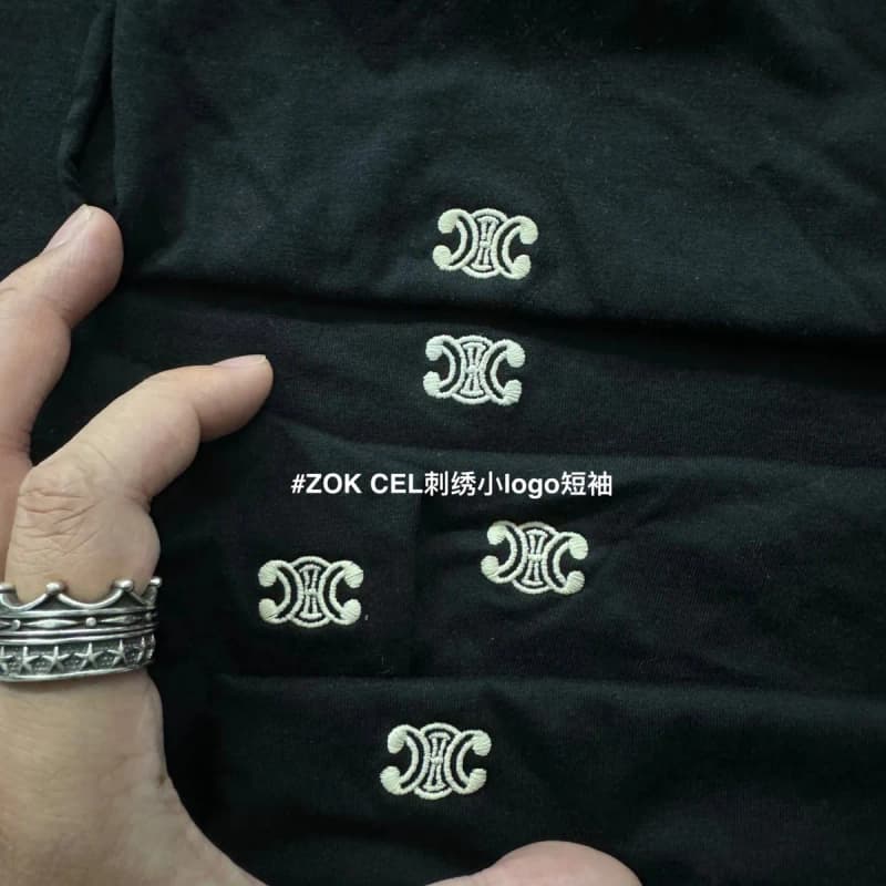 셀린느 클래식 자수 로고 반팔 티셔츠 12