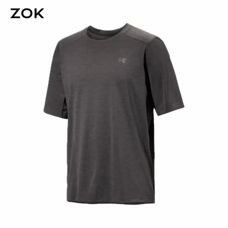 ZOK 코맥 크루 솔리드 로고 퀵드라이 티셔츠 상세 1