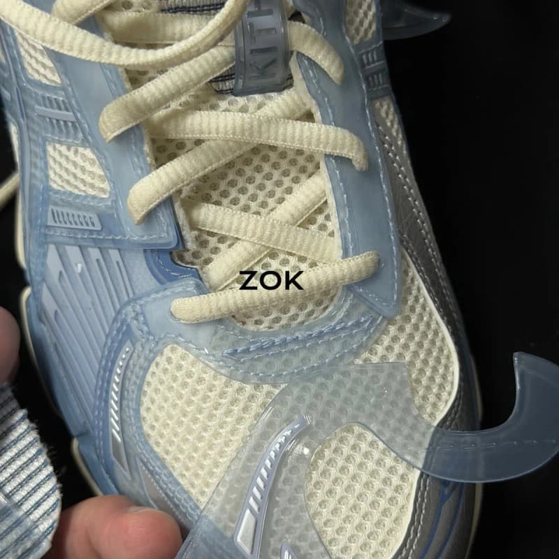 아식스 젤 카야노 12.1 KITH 15