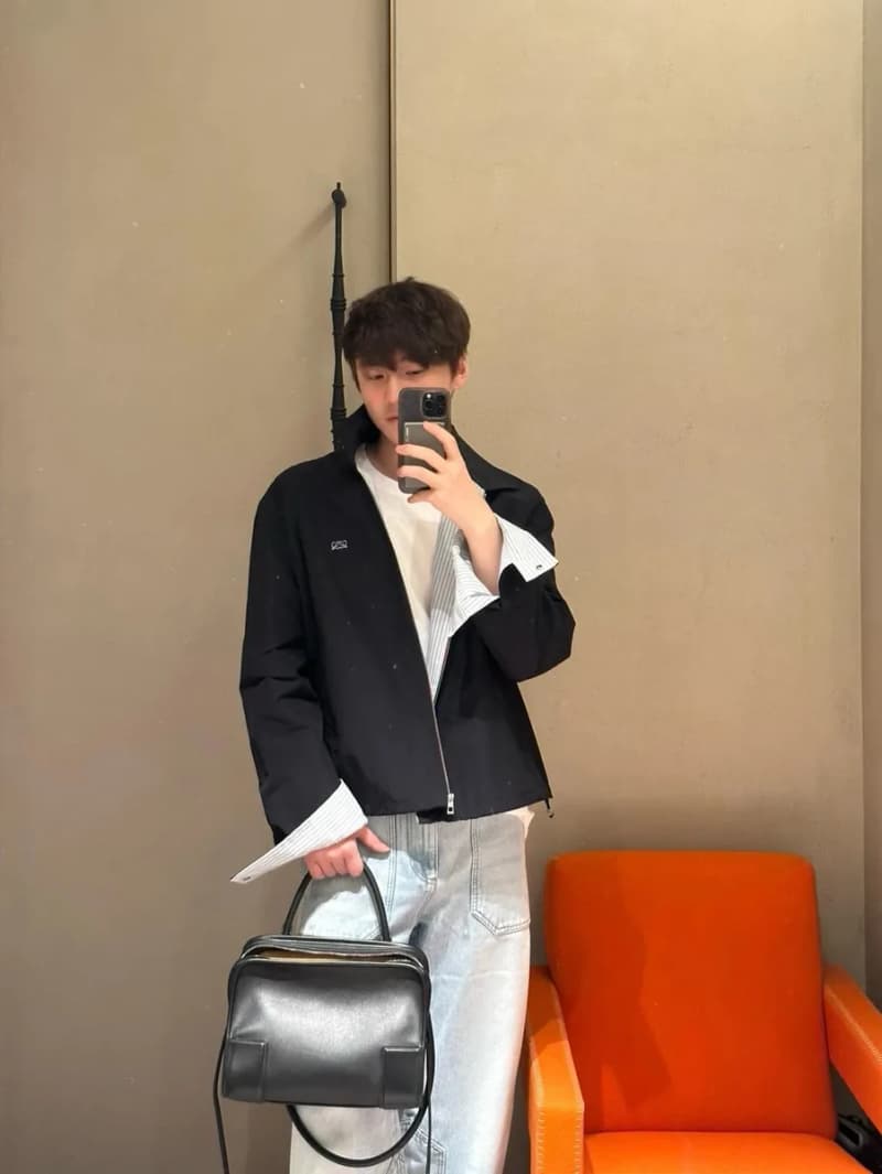 로에베 자가드 안감 하이넥 지퍼 롱슬리브 자켓 10