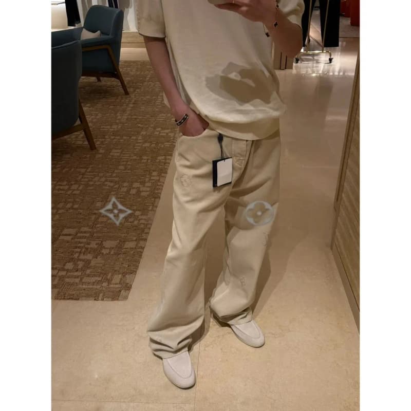루이비통 모노그램 도트 자수 로고 시그니처 데님 팬츠 상세 1