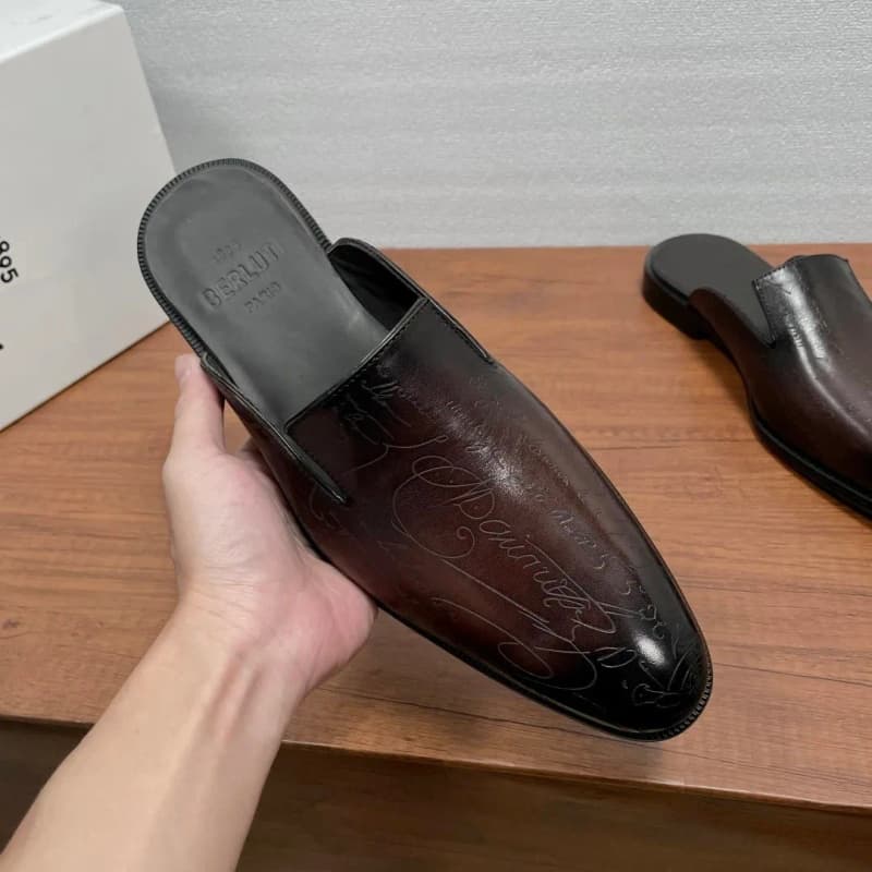 벨루티 스크리토 카프스킨 슬리퍼 뮬 14