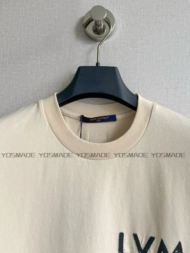 루이비통 LVM 로고 자수 반팔 티셔츠 9