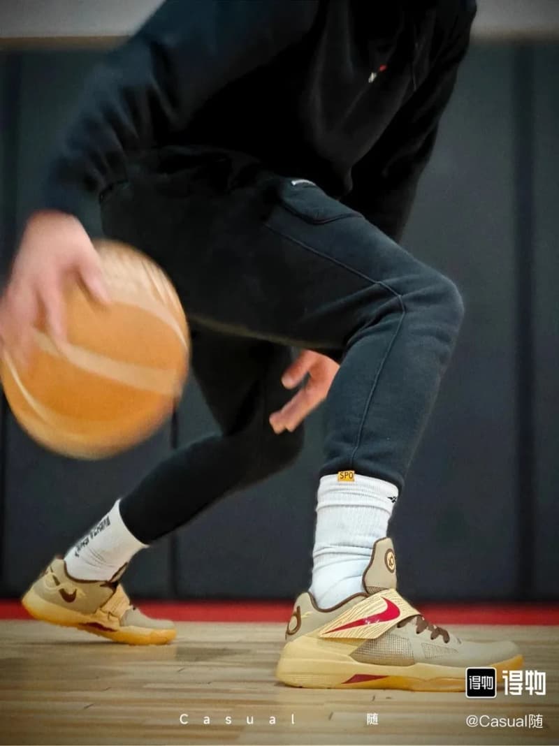 나이키 KD4 (Year of the Dragon Limited Camel) 17