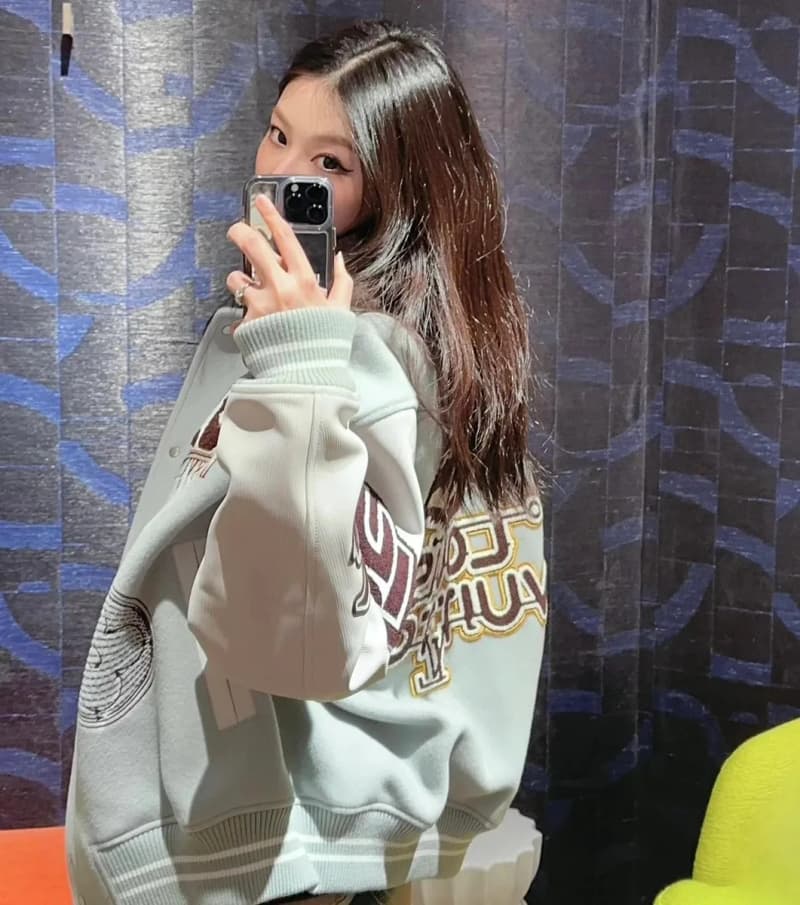 루이비통 데블스아이 자수 레더 베이스볼 자켓 상세 2