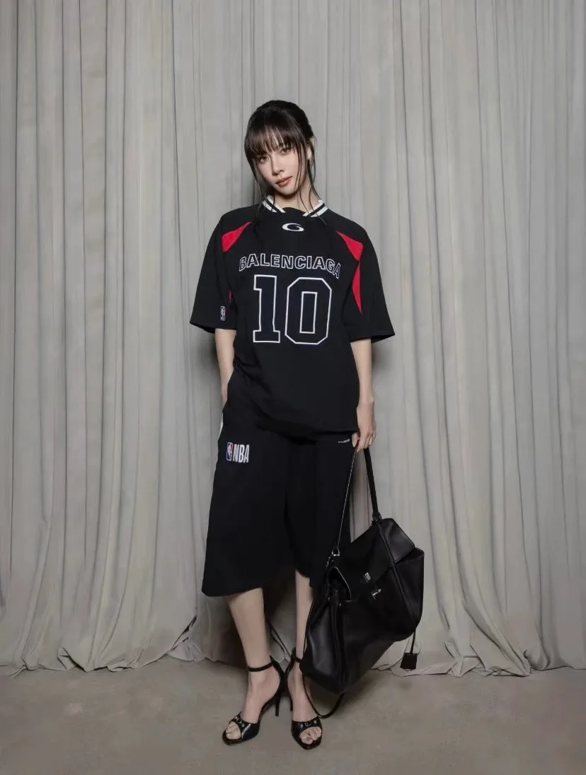 발렌시아가 x NBA 블랙 패치워크 반바지 (디컨스트럭티드 절개) 상세 2