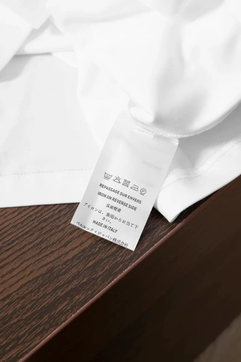 벨루티 가죽 로고 포켓 크루넥 반팔 티셔츠 24