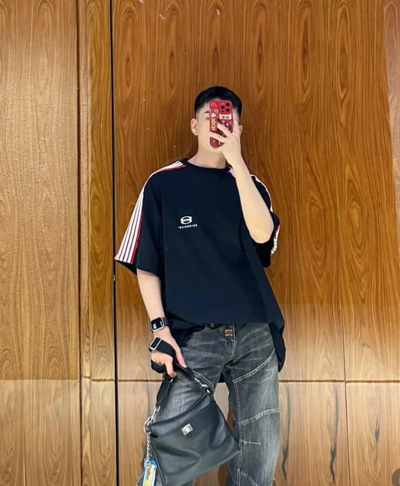발렌시아가 파이브 스트라이프 반팔 티셔츠 (구조적 숄더 절개, 브로케이드 코튼) 18