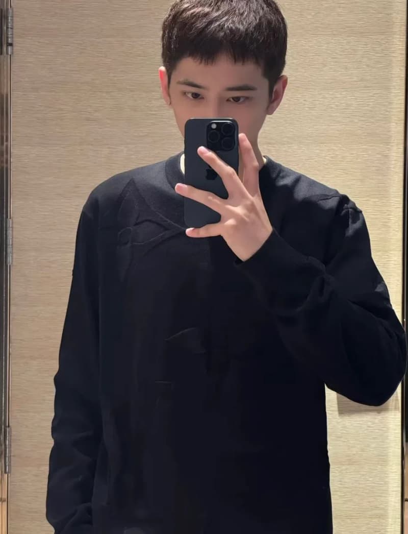 루이비통 입체 압인 로고 니트 스웨터 (오버핏) 상세 2