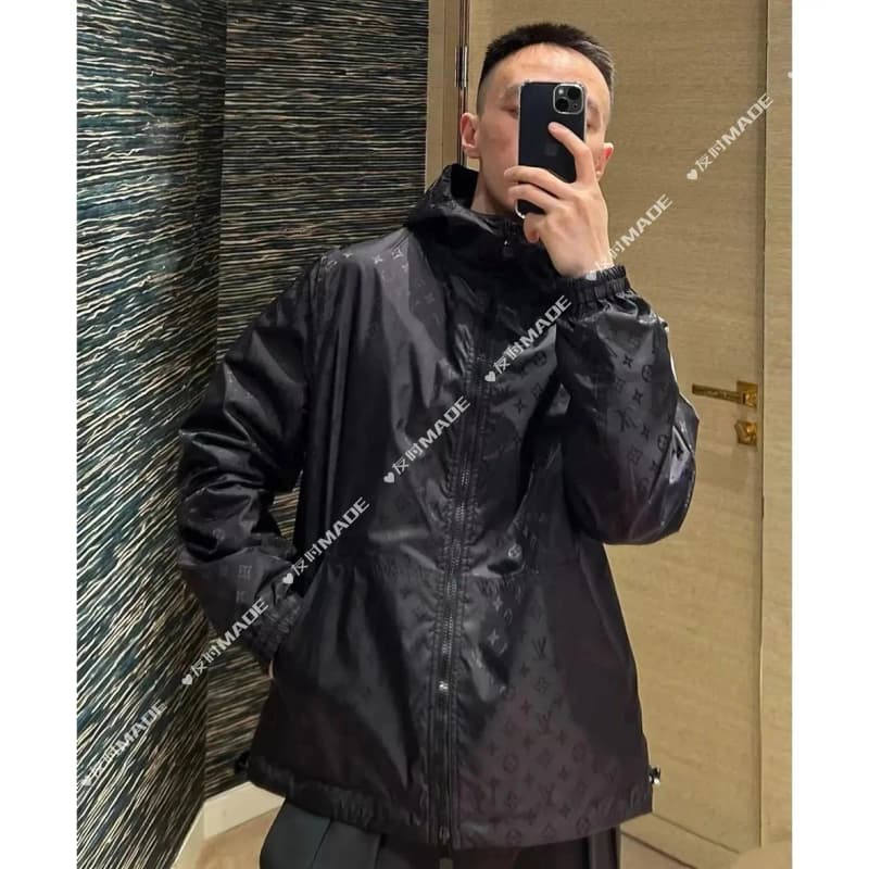 루이비통 모노그램 자카드 양면 후드 자켓 (나일론) 상세 2