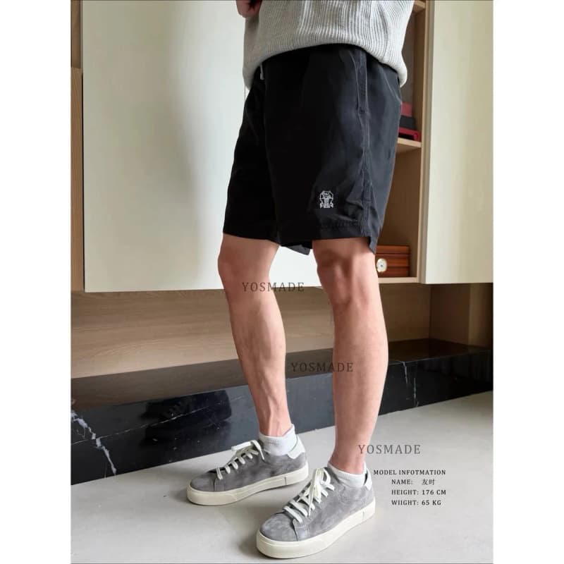 브루넬로 쿠치넬리 올드머니 미니멀 자수 라이트 캐주얼 반바지 3